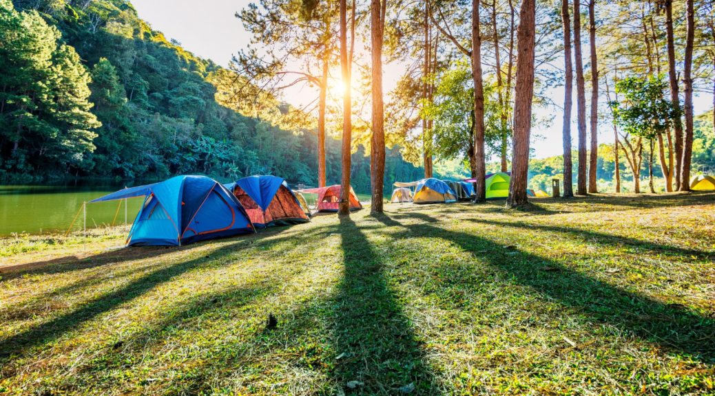 Comment préparer un séjour de camping en plein air ?